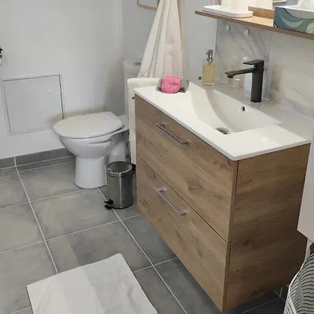 Holiday home Maison Confort *