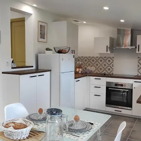 Holiday home Maison Confort